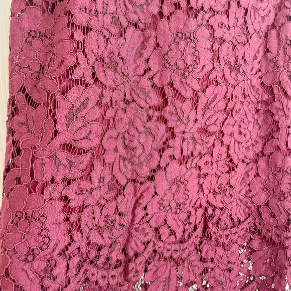 2 for $20 | LuLu’s Burgundy Rose Floral Lace Skirt Size Large - Picture 3 of 6